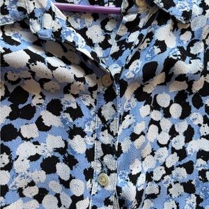 Blue and Black Abstract Print Button-Up Shirt